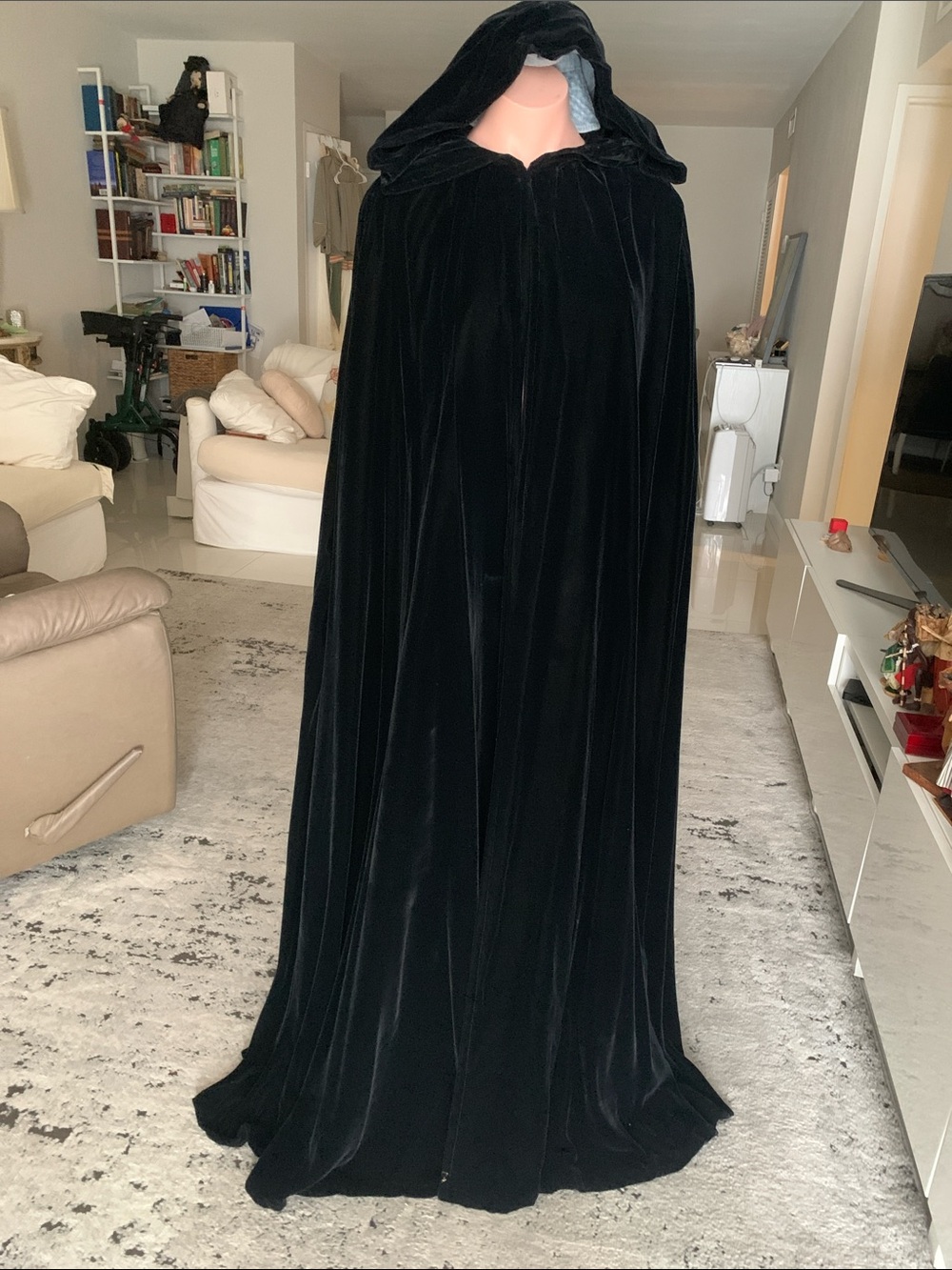 Vintage 1950s 1960s Black Velvet Hooded Opera Cape – Full Length Gothic Cloak